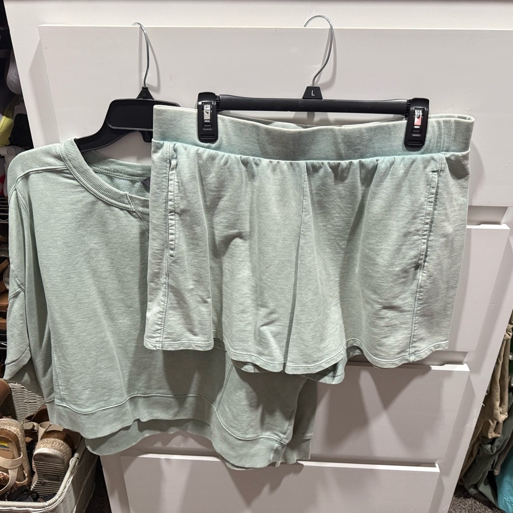 Danskin Women's Light Green Shorts